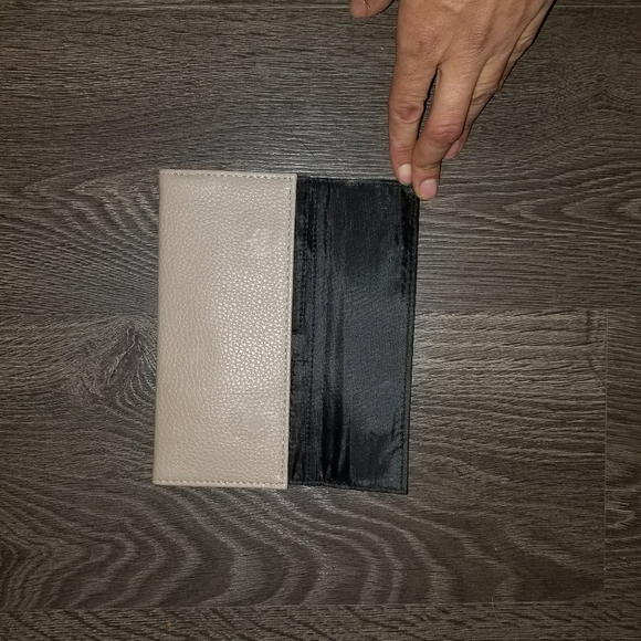 Sephora make up brush purse - Picture 6 of 10